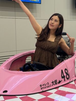 ボートに乗って写真撮影
